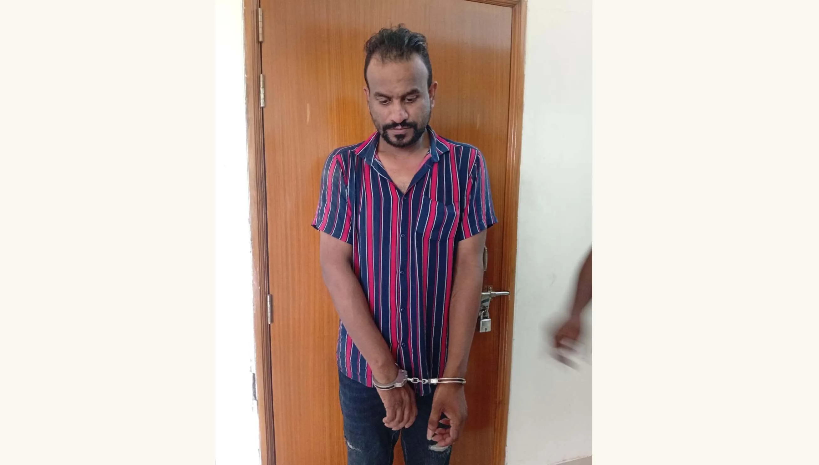 বরিশালে ৩০৩ পিস ইয়াবাসহ যুবক গ্রেপ্তার